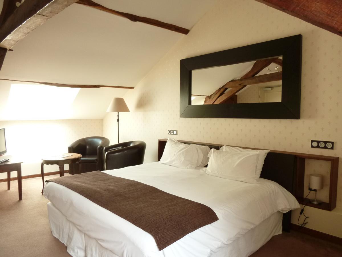 Hotel Grand Monarque Azay-le-Rideau Exterior foto